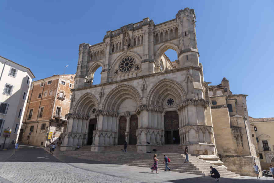 Cuenca 011 - catedral de Santa María y San Julián.jpg
